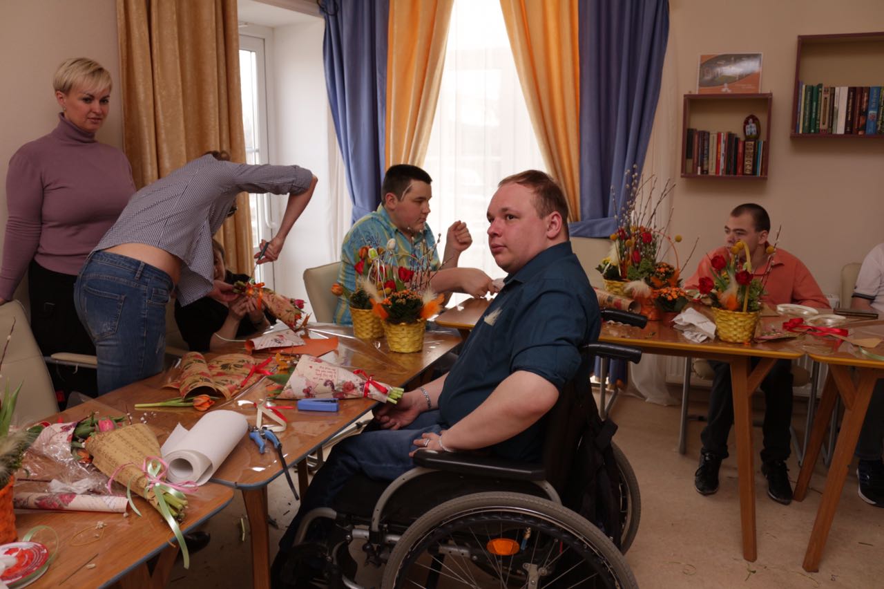 Мастер-класс по пасхальной флористике в доме инвалидов "Надежда" в Коломне! Радость без границ!
